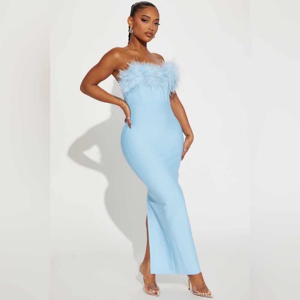 Baby blue feather bandage dress